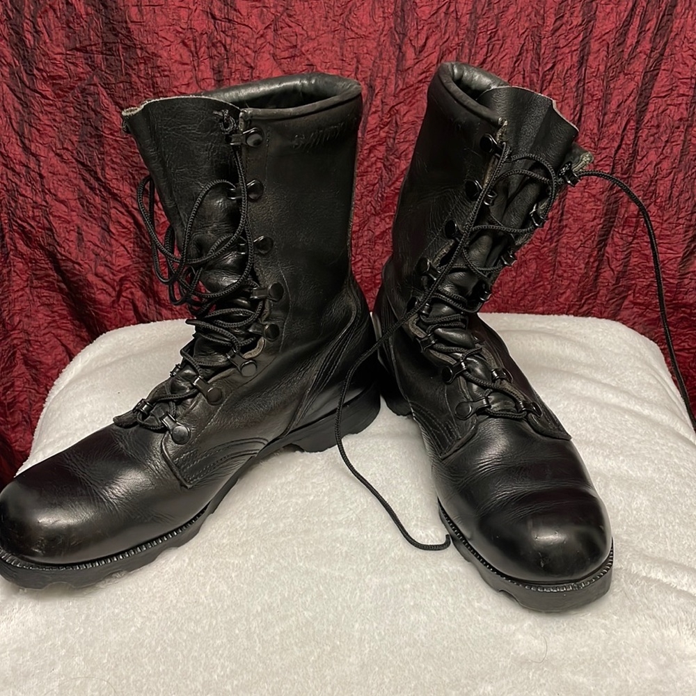 Mens military boots